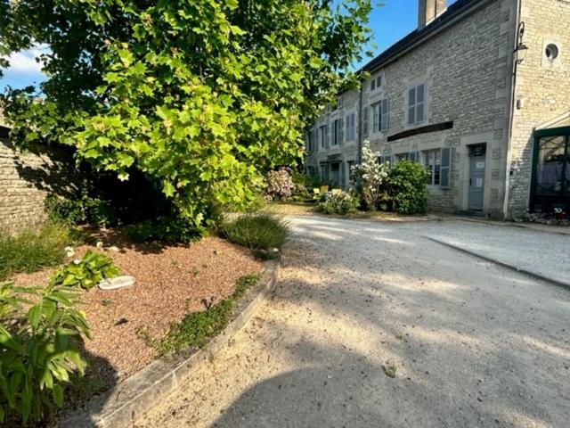 Chambres D'Hotes Dans Une Maison De Caractere Mussey-sur-Marne Exteriér fotografie